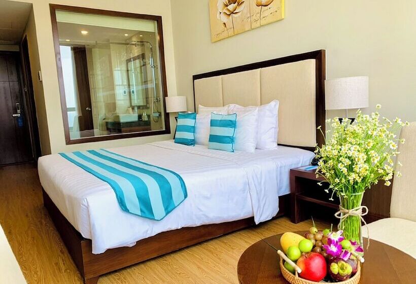 اتاق سوپریور با چشم‌انداز دریا, Avatar Danang