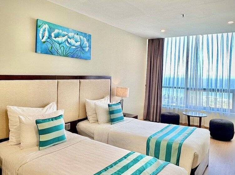 اتاق سوپریور با چشم‌انداز دریا, Avatar Danang