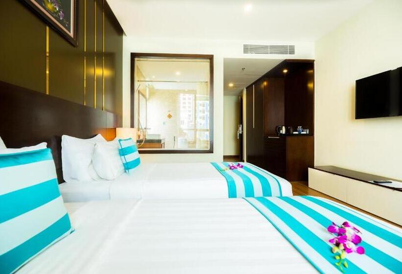 اتاق سوپریور با چشم‌انداز شهر, Avatar Danang