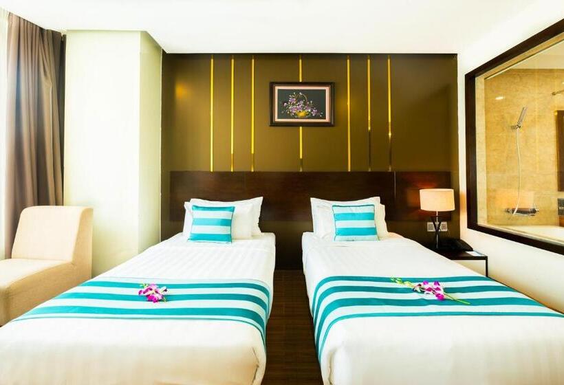 اتاق سوپریور با چشم‌انداز شهر, Avatar Danang