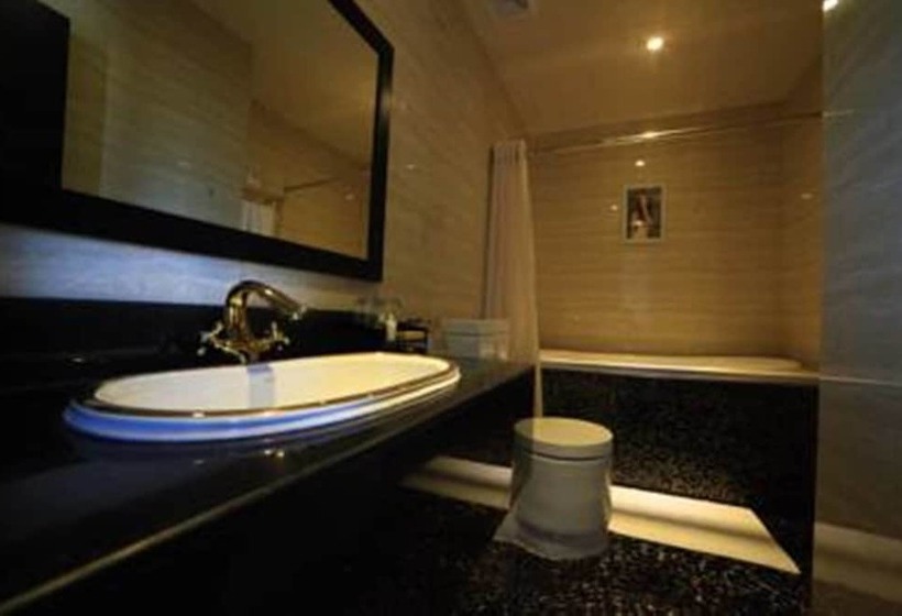 اتاق استاندارد, Bezel