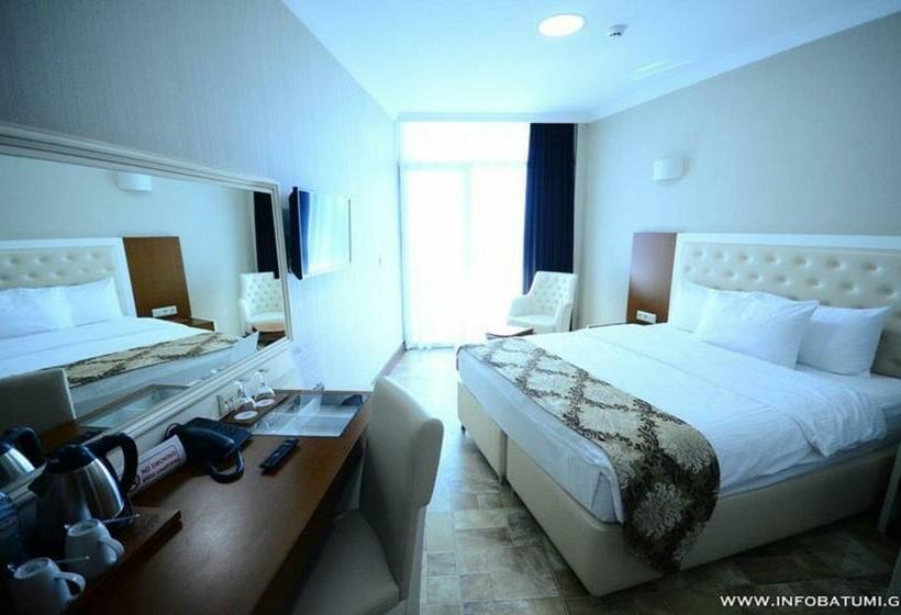 اتاق استاندارد با چشمانداز دریا, Era Palace Gonio