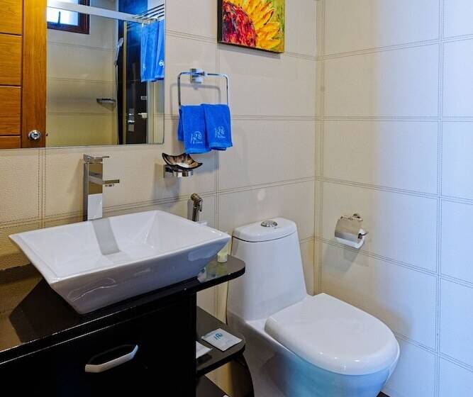 سوییت لوکس, H78