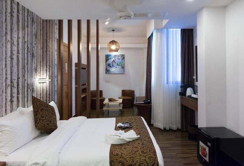 سوییت لوکس, H78