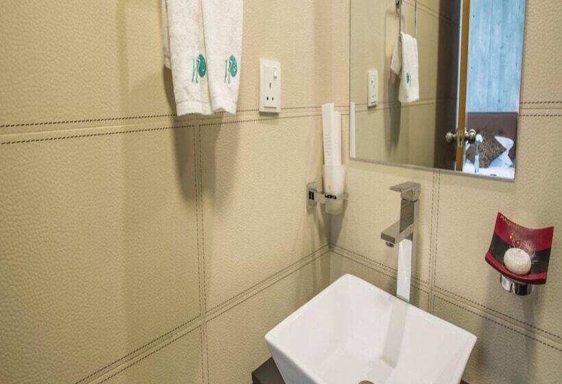 اتاق لوکس با چشمانداز دریا, H78