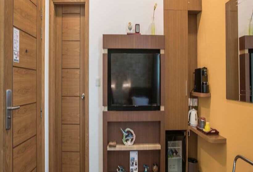 اتاق لوکس با چشم‌انداز دریا, H78