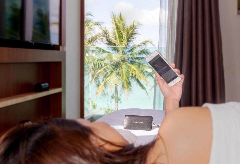 اتاق لوکس با چشمانداز دریا, H78