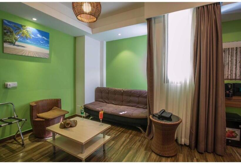 سوییت لوکس, H78