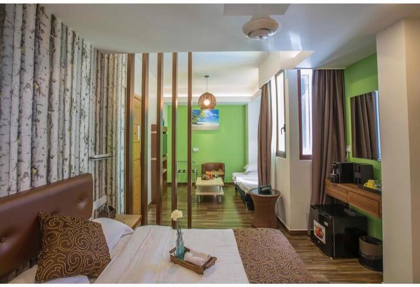 سوییت لوکس, H78