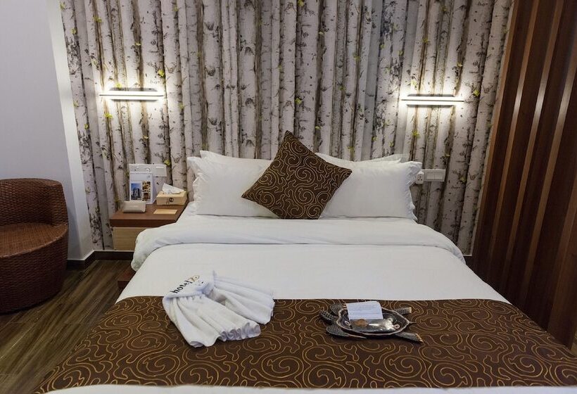 سوییت لوکس, H78