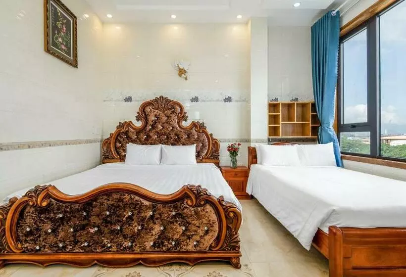 Standard Quadruple Room with Balcony