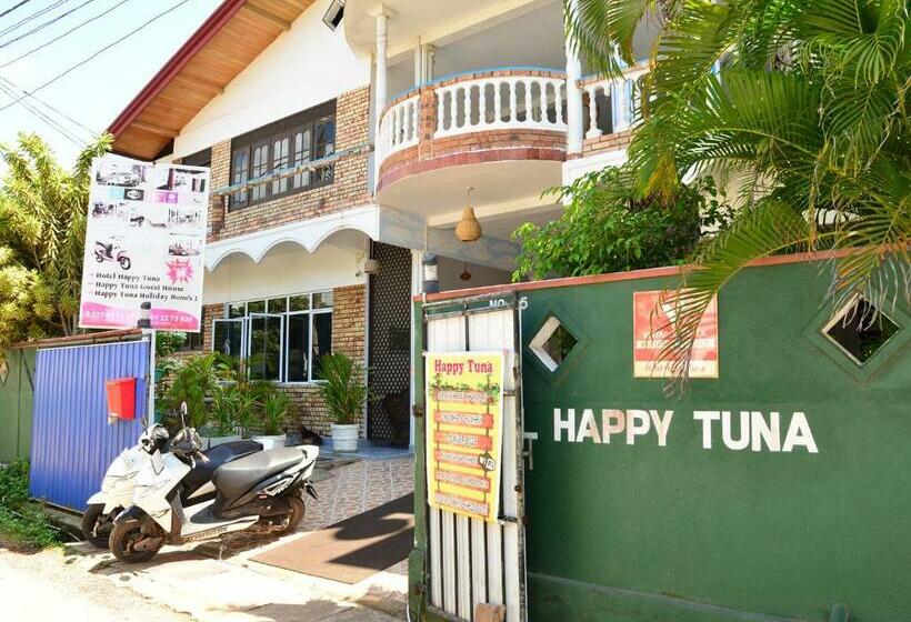 חדר סטנדרט לשלושה, Happy Tuna