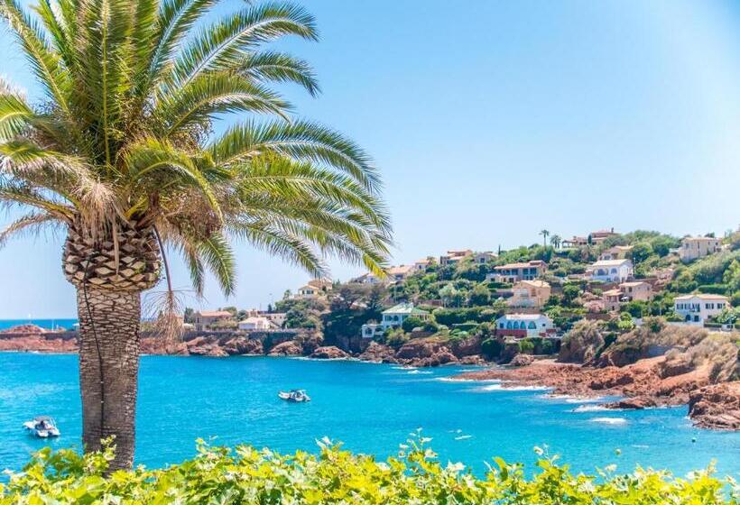 סטודיו סטנדרטי עם נוף לים ומרפסת, Les Flots Bleus