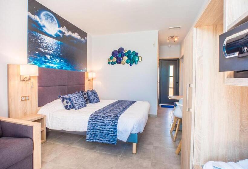 סטודיו סטנדרטי עם נוף לים ומרפסת, Les Flots Bleus