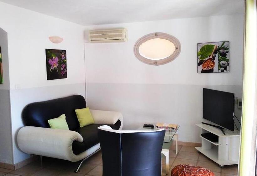 דירת 2 חדרים נוף לים, Les Flots Bleus