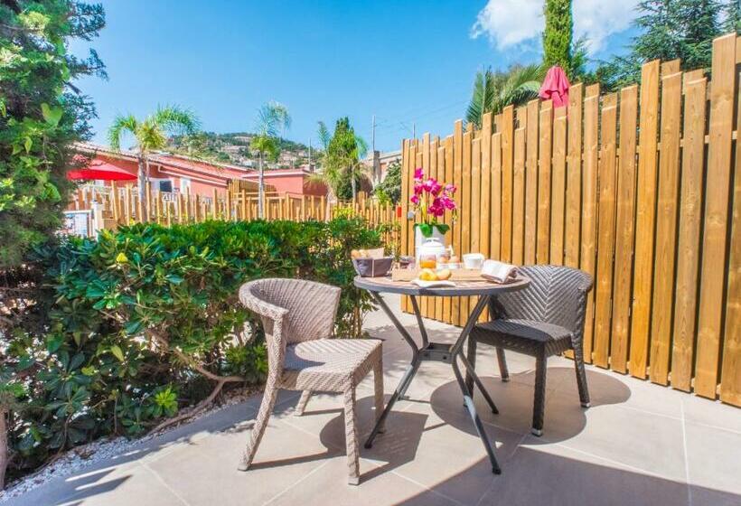 סטודיו סטנדרט נוף לים, Les Flots Bleus