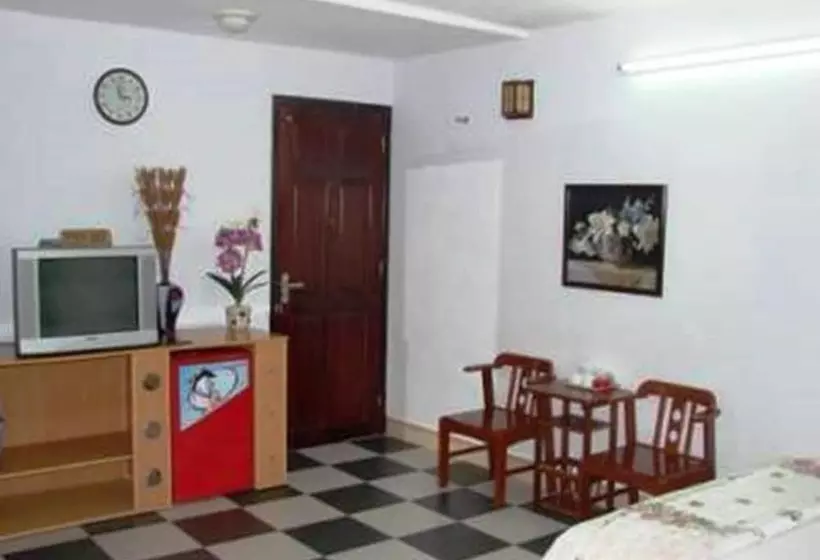 اتاق استاندارد سه نفره, Phu My