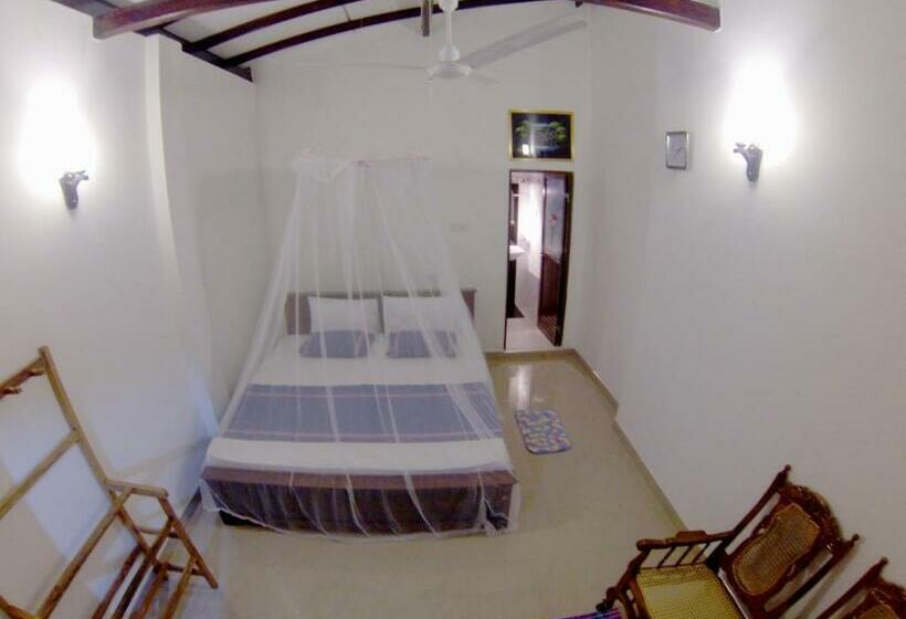 스탠다드 룸, Sanda Hiru Guest