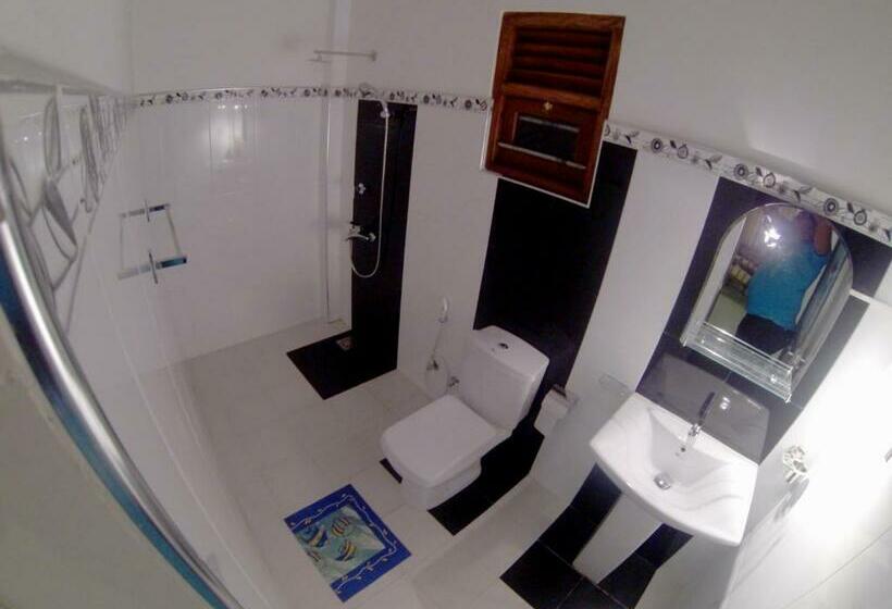 스탠다드 룸, Sanda Hiru Guest