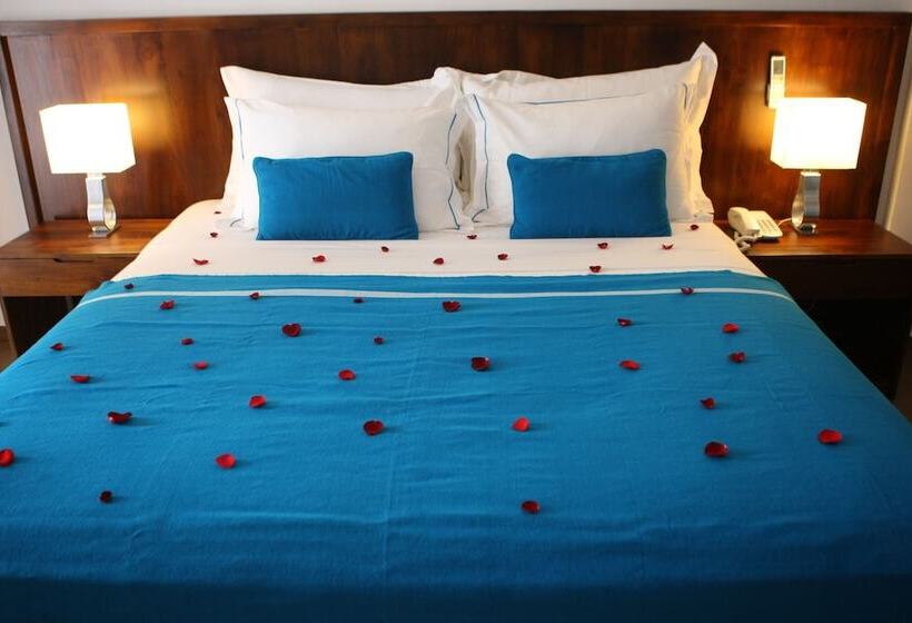 חדר דלוקס נוף לים, Sayura Beach