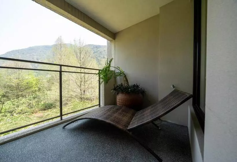 سوییت, Taiyi Red Maple Resort