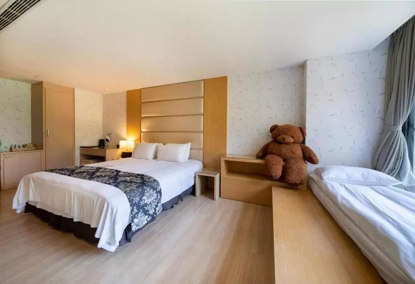 سوییت, Taiyi Red Maple Resort