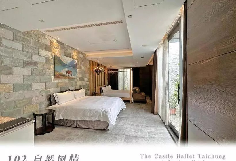 اتاق خانوادگی, The Castle Ballet Taichung A Boutique