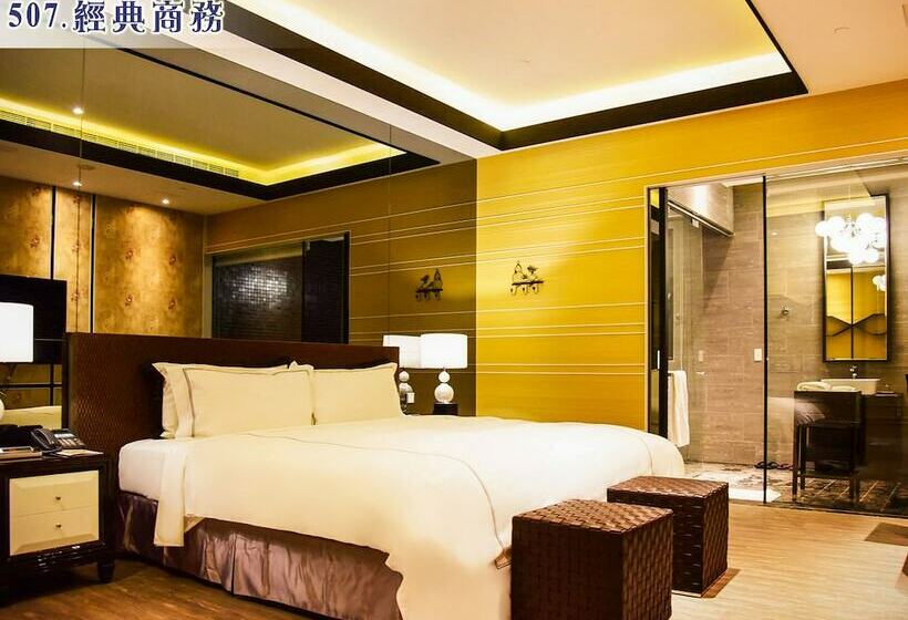 اتاق اکونومی, The Castle Ballet Taichung A Boutique