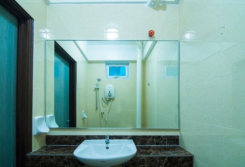 디럭스 룸, OYO 528 Sea Princess Hotel