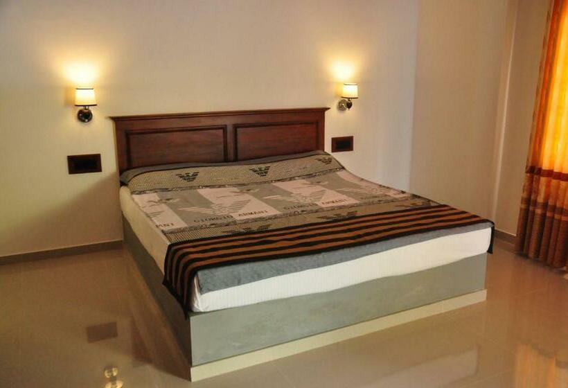 غرفة ديلوكس, Asantha Guest House