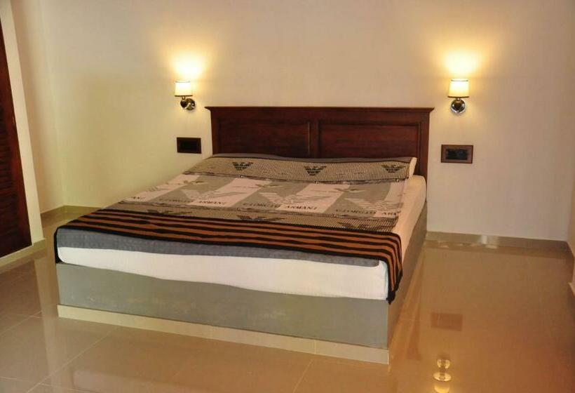 Номер Deluxe, Asantha Guest House