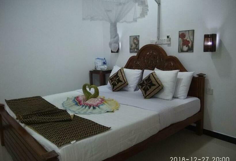 스탠다드 룸, Awon Mirissa