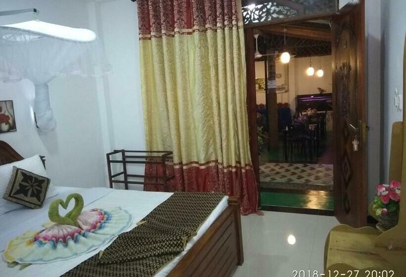 스탠다드 룸, Awon Mirissa