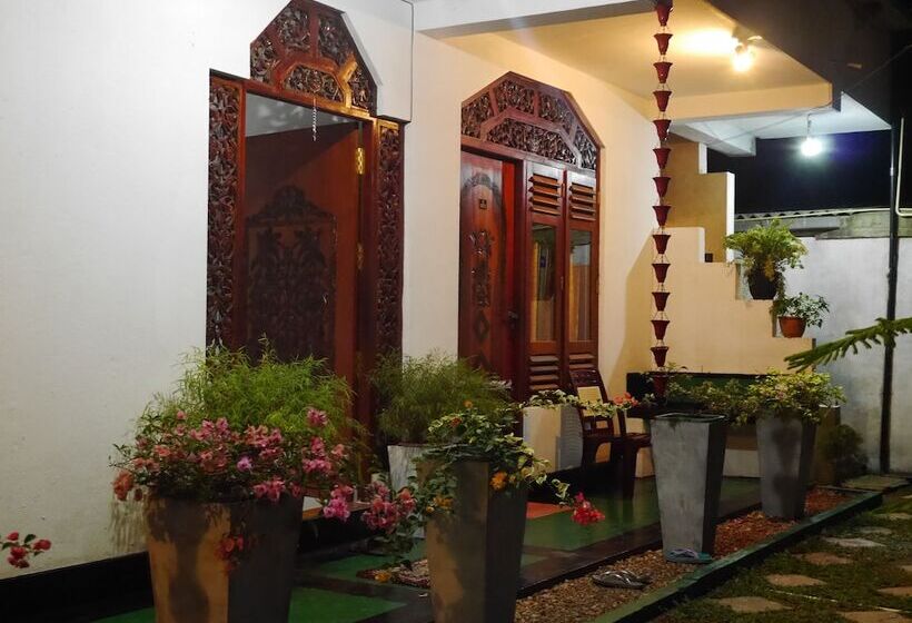 스탠다드 룸, Awon Mirissa