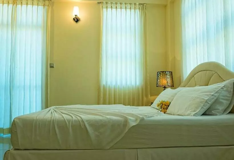 اتاق لوکس, Beach Palace