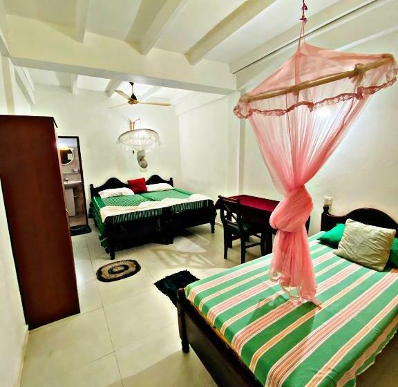 3-Bett-Standardzimmer, Casalanka