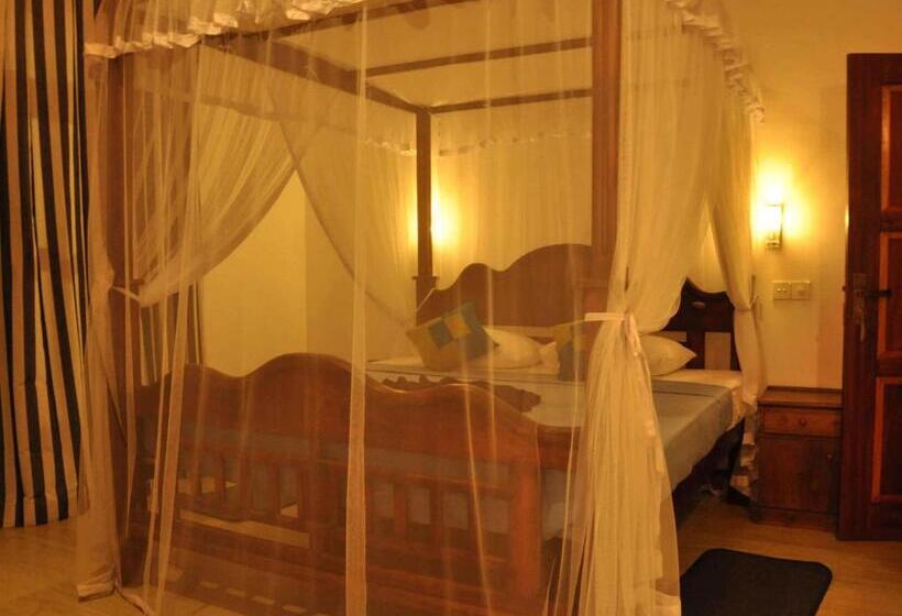 غرفة ديلوكس, Helis Place