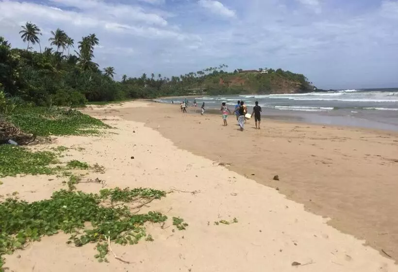 オーシャンビューデラックスルームバルコニー付き, Talalla Bay Beach