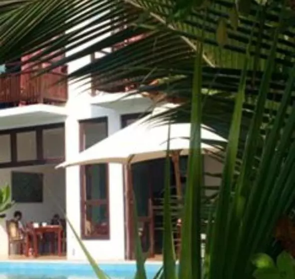 エコノミールーム, Talalla Bay Beach