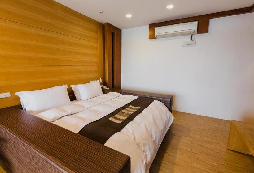 اتاق کلاسیک چهارنفره, 輕塵別院serenegray B&b