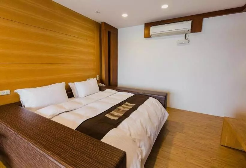 اتاق کلاسیک چهارنفره, 輕塵別院serenegray B&b