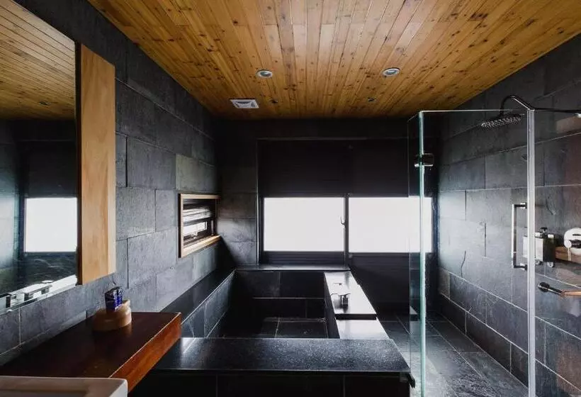 اتاق کلاسیک چهارنفره, 輕塵別院serenegray B&b