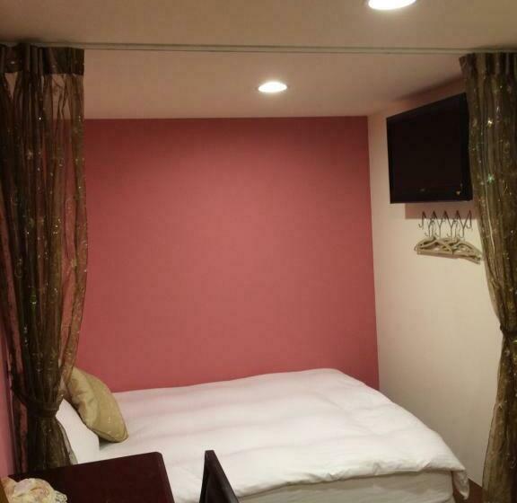 1 Yatak Odalı Lüks Villa, Share B&b