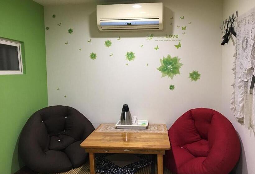 1 Yatak Odalı Lüks Villa, Share B&b