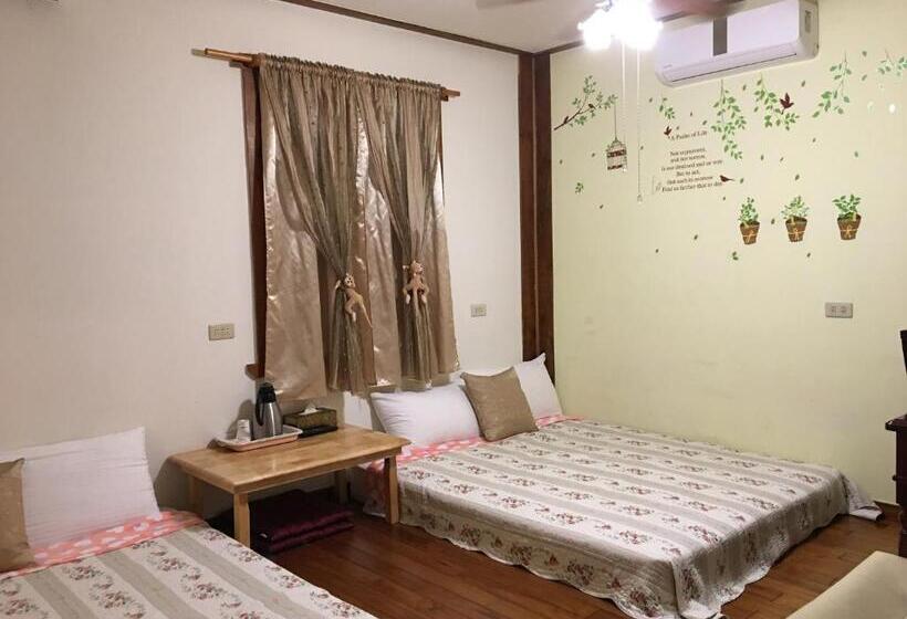 Dört Kişilik Standart Oda, Share B&b