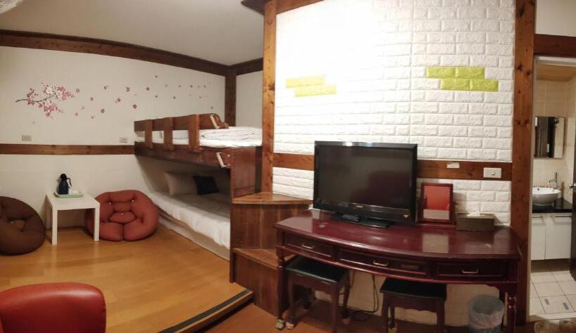 Aile Süiti, Share B&b