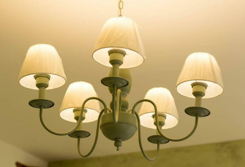 اتاق استاندارد چهارنفره با بالکن, 朵朵小語鄉村民宿 也可來電包棟