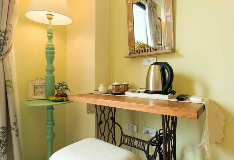 اتاق استاندارد چهارنفره با بالکن, 朵朵小語鄉村民宿 也可來電包棟