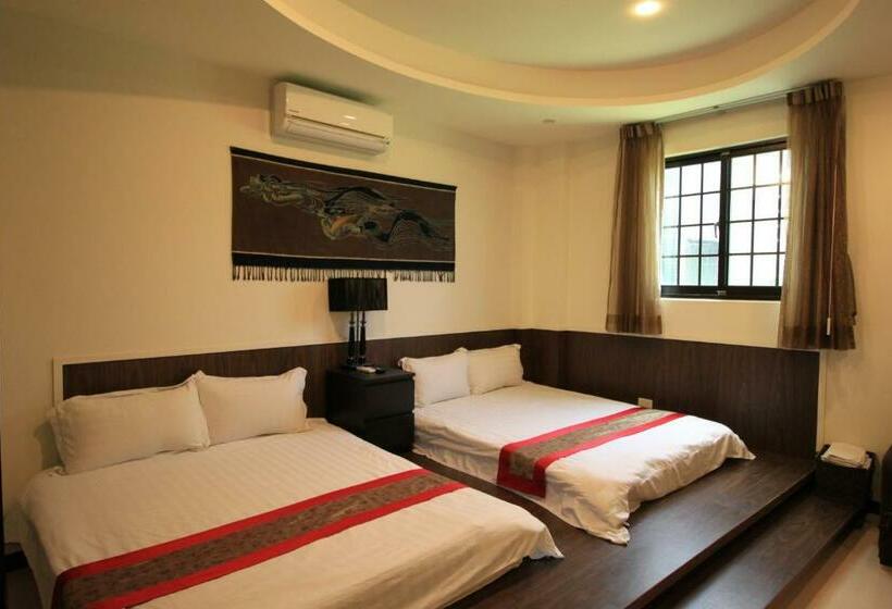 اتاق استاندارد چهار تخته, He Feng Xiao Zhu