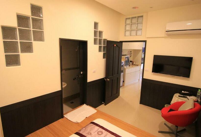 اتاق استاندارد, He Feng Xiao Zhu